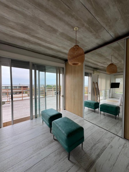 Muy linda casa en montoya en alquiler con pileta